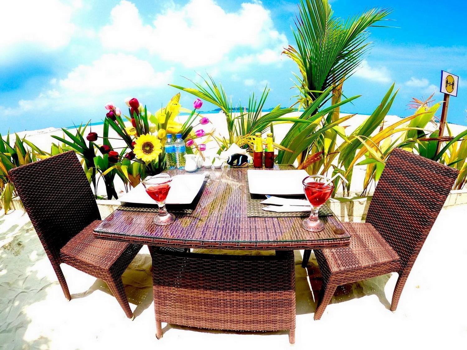 Wind Breeze Sunset View Inn Guraidhoo  Exteriör bild