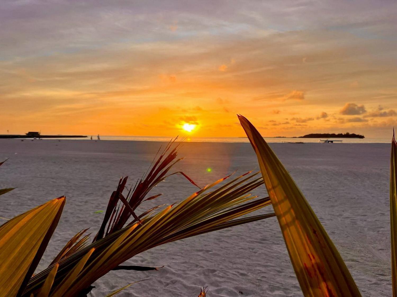 Wind Breeze Sunset View Inn Guraidhoo  Exteriör bild