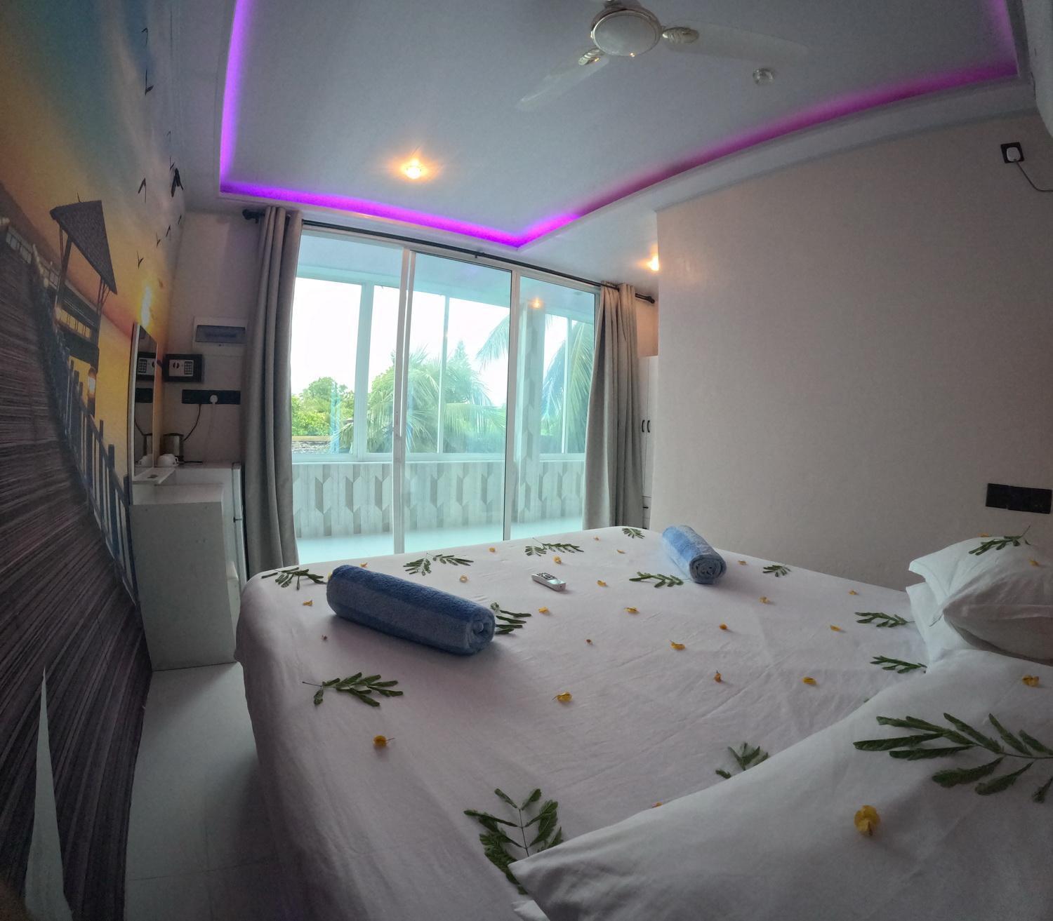 Wind Breeze Sunset View Inn Guraidhoo  Exteriör bild